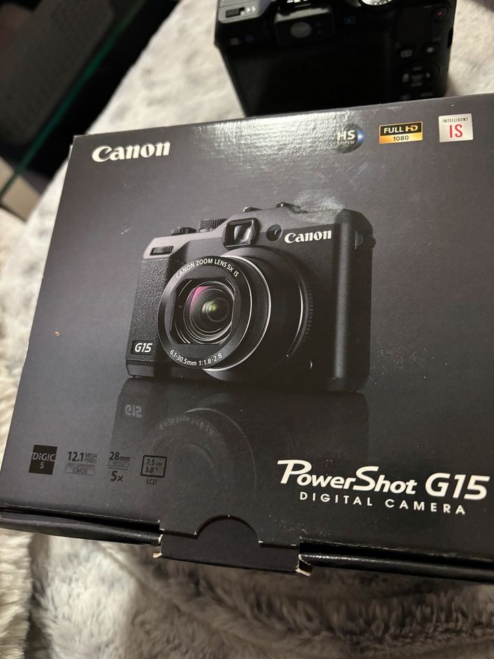 Canon Power Shot G15 Digital Camera in München