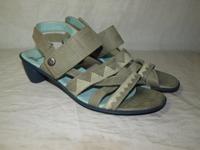 Think ! Ledersandalen in Olivtönen Gr.40 Schleswig-Holstein - Lübeck Vorschau