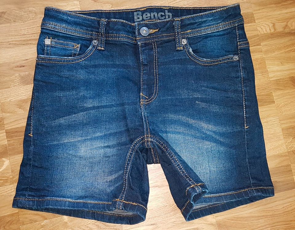 Sugar & Spice & BENCH Jeans Shorts S & 26 (36,27) Hose kurz blau in Hamburg