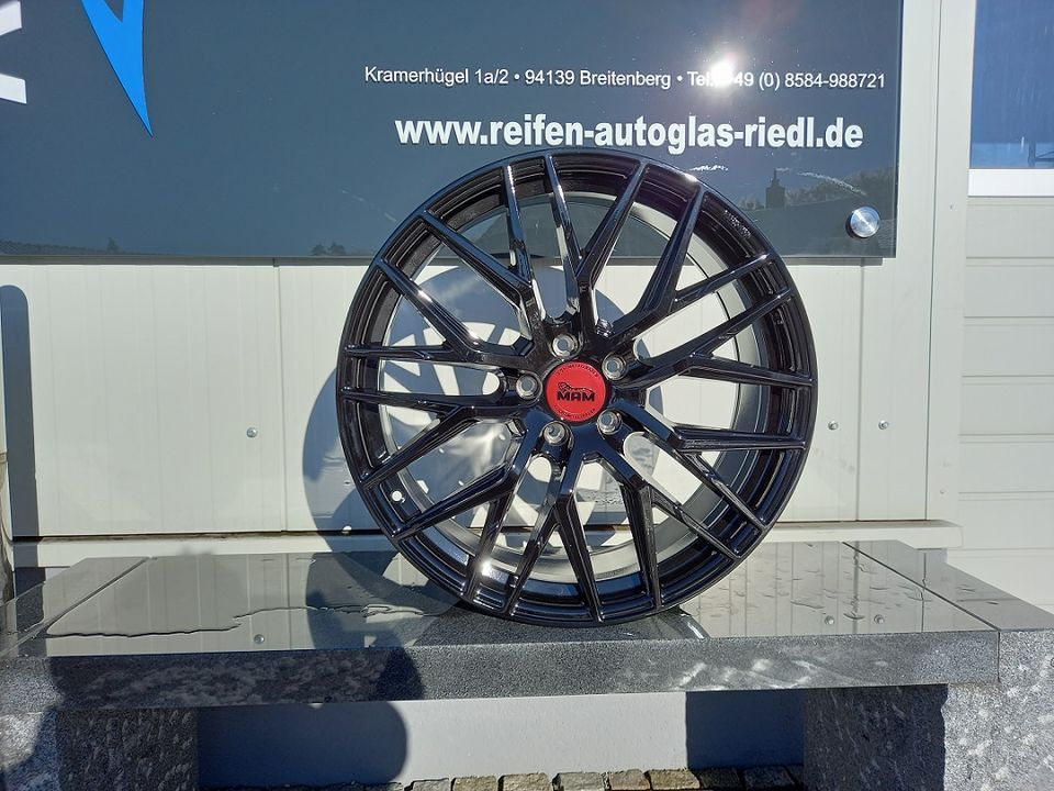 4x Felgen MAM RS4 8,5x20 5x114,3 ET45 Citroen/Peugeot/Mazda uvm. in Breitenberg