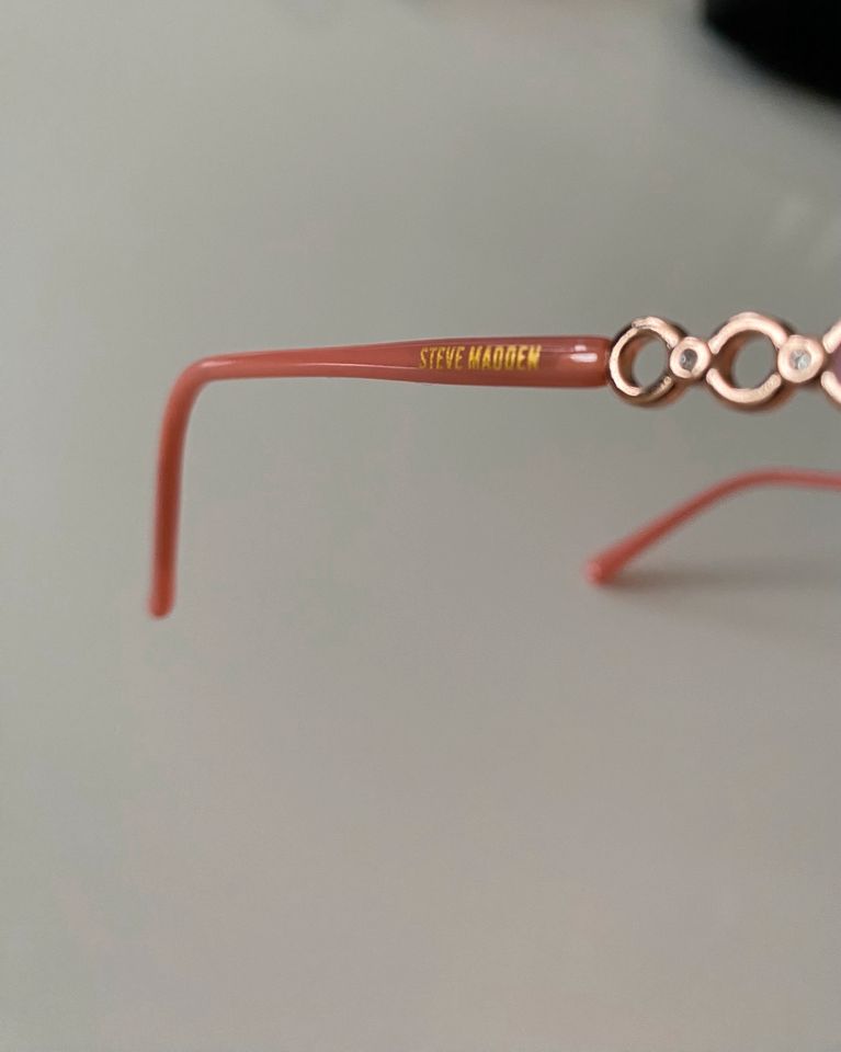 Steve Madden Original Sonnenbrille in Bielefeld