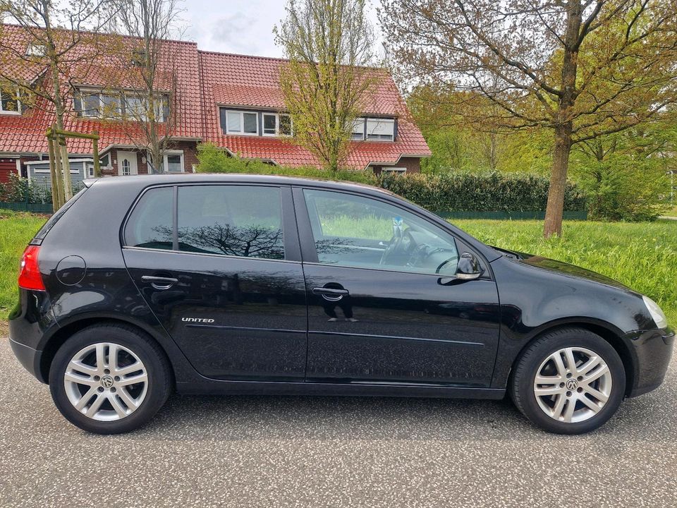 Volkswagen Golf V in Norderstedt