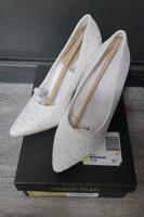 Neue Marco Tozzi Brautschuhe Hochzeit Größe 38 Hessen - Künzell Vorschau