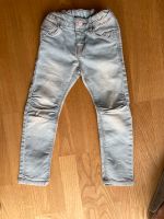 Helle Jeans mit rosa Knopf Niedersachsen - Buxtehude Vorschau