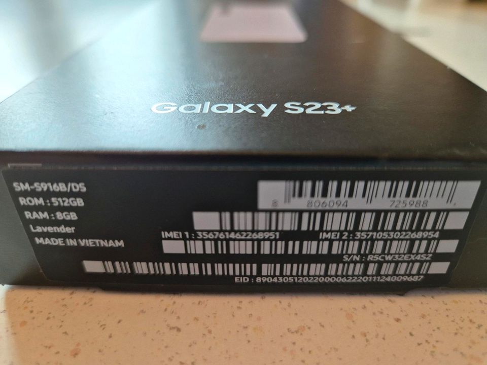 Samsung Galaxy S23 + 5K 512 GB in Düsseldorf