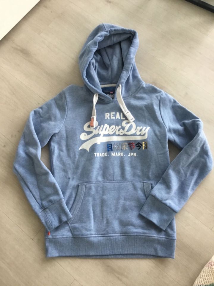 Superdry Kapuzenpullover Gr. XS in Fockbek