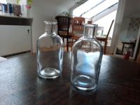 Zwei kleine Glasvasen Glasfläschchen Blumenvase Vase deko hygge Baden-Württemberg - Marbach am Neckar Vorschau