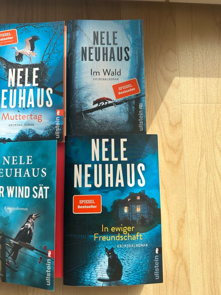 Nele Neuhaus, komplette Reihe, 10 Bücher in Pesterwitz