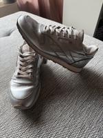 Reebok Classic Sneakers Turnschuhe silber Gr.38 Rheinland-Pfalz - Contwig Vorschau