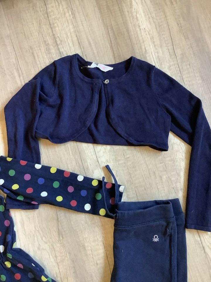 Mädchenkleidung Carters , H&M , benetton 128 / 140 Top Zustand in Hindelang