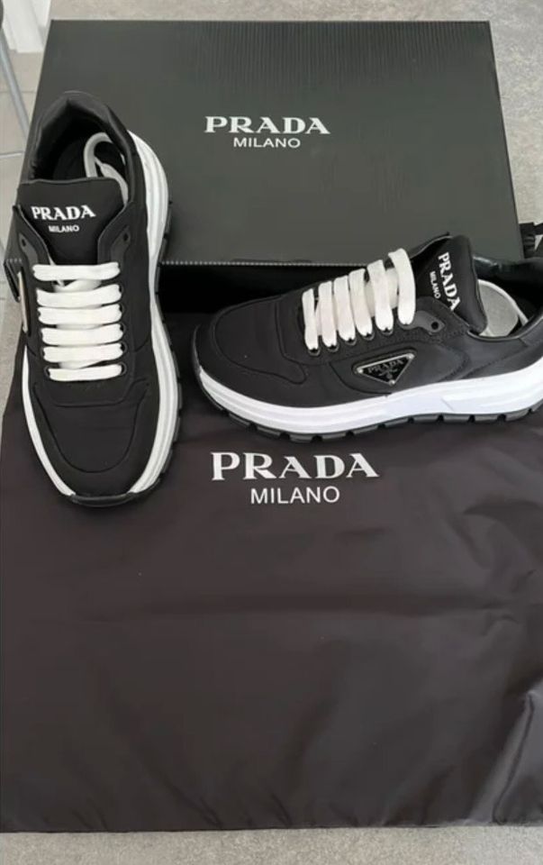 Sneaker von Prada in Ergolding