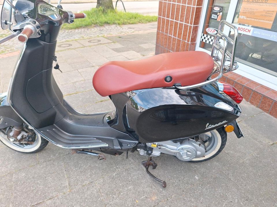 Vespa Primavera 50 4t bj 2015 in Bremerhaven