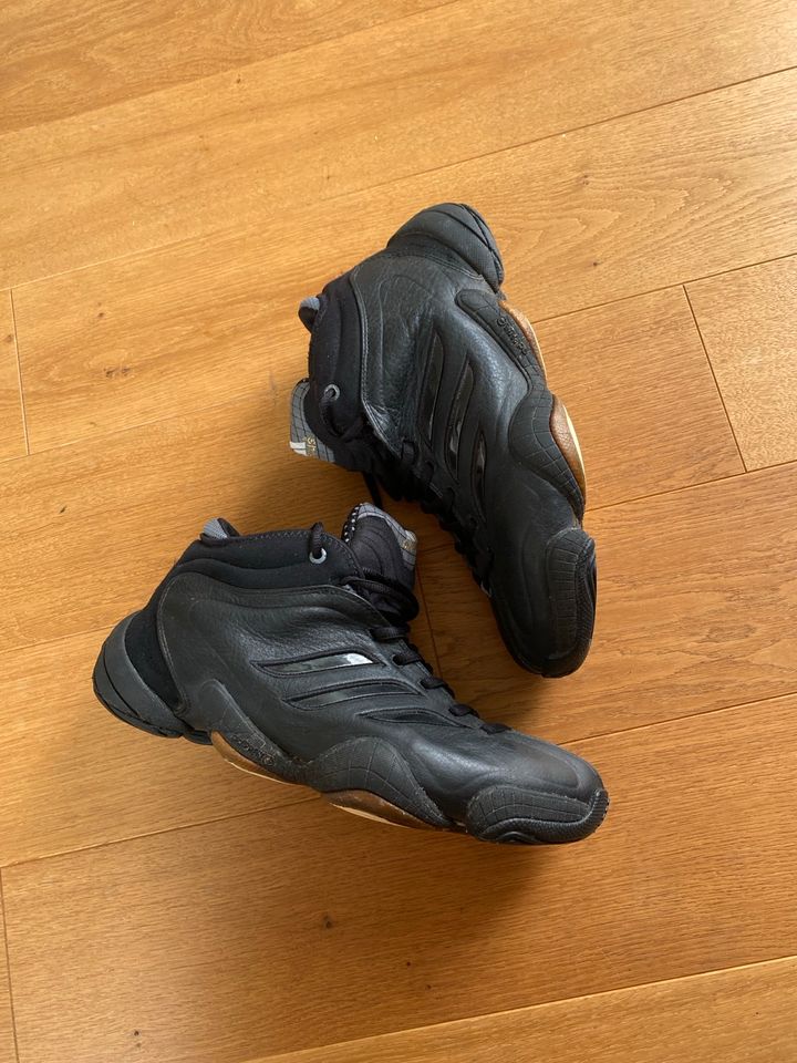 Vintage Adidas Yeezy 500 EU44 US10 in Stuttgart