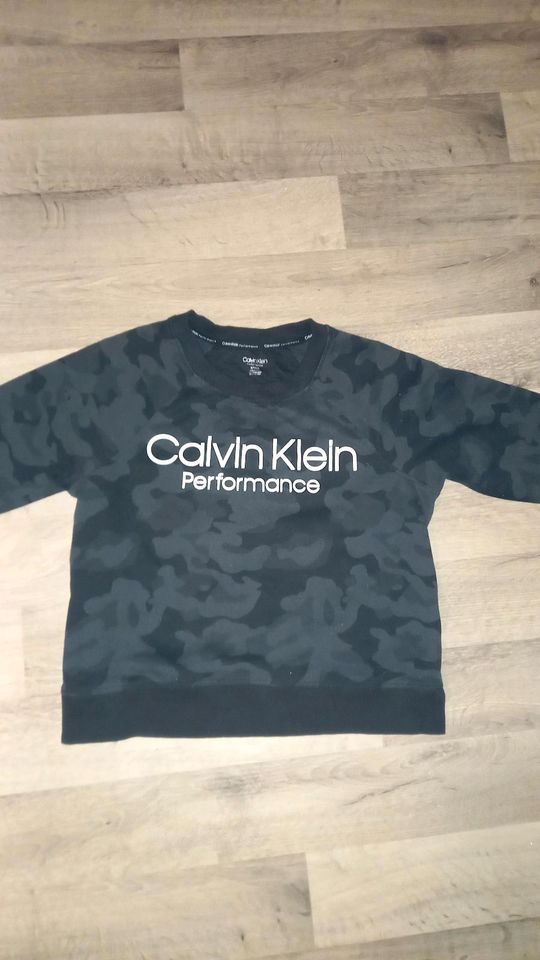 Calvin Klein Performance Sweater, Pulli, Camouflage Damen Gr. S in Einbeck