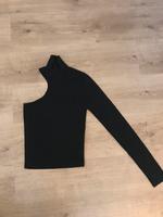 Zara Pullover Cut-Out schwarz Shirt Kragen Niedersachsen - Alfhausen Vorschau