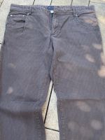 Herren Jeans Rover & Lakes grau Größe 36/30 Öl München - Allach-Untermenzing Vorschau