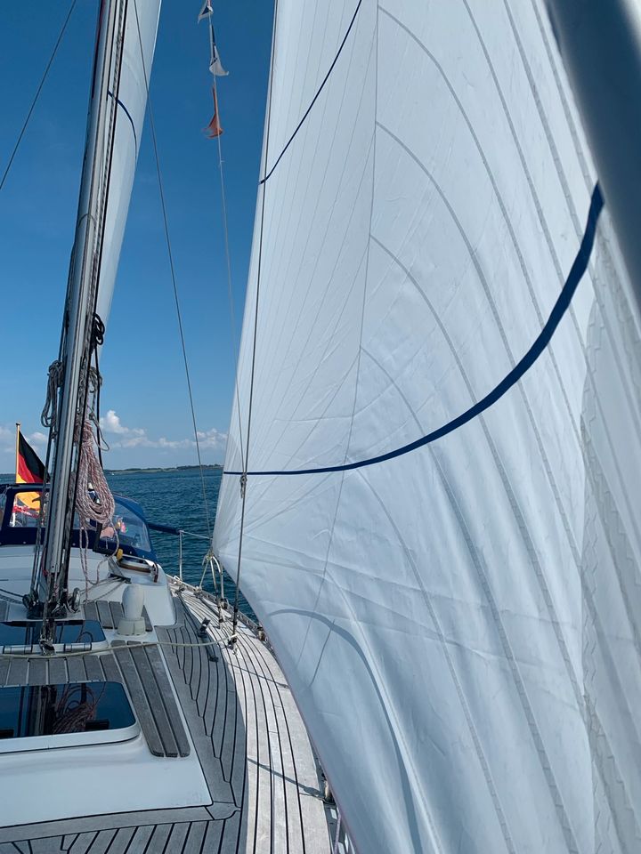 Genua 1 Vorsegel für Segelyacht Victoire 1044 oder ähnlich in Hamburg