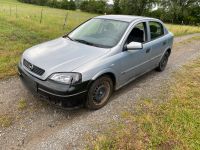 Opel Astra G abzugeben! 1,6er mit tüv bis Ende 2025 Sachsen - Königsbrück Vorschau