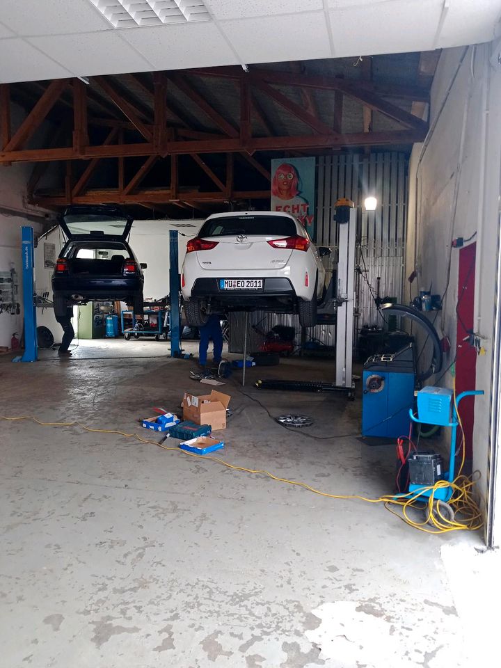 Auto Hobbywerkstatt Landshut Reifenservice Mietwerkstatt in Landshut