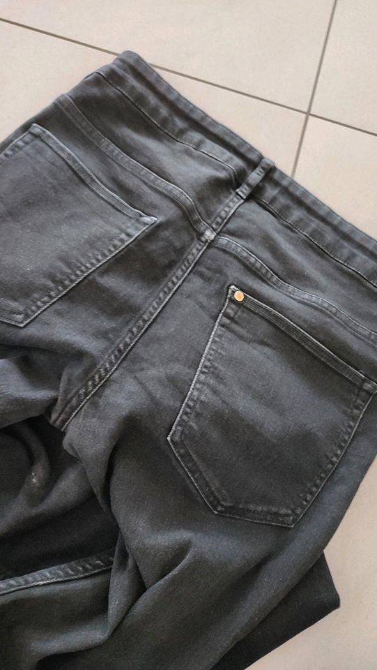 H&M Jungen Jeans Hose Größe 158 schwarz in Sinsheim