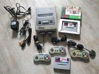 Super Nintendo SNES Konsole 3 Controller 2 Spiele Zelda Wuppertal - Barmen Vorschau