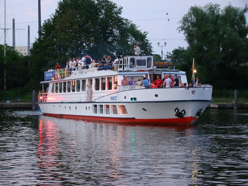 Fahrgastschiff MS Paretz - 124 Innenplätze, rollstuhlgerecht in Potsdam