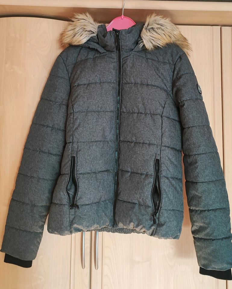 Winterjacke Parka Gr. M in Greußen