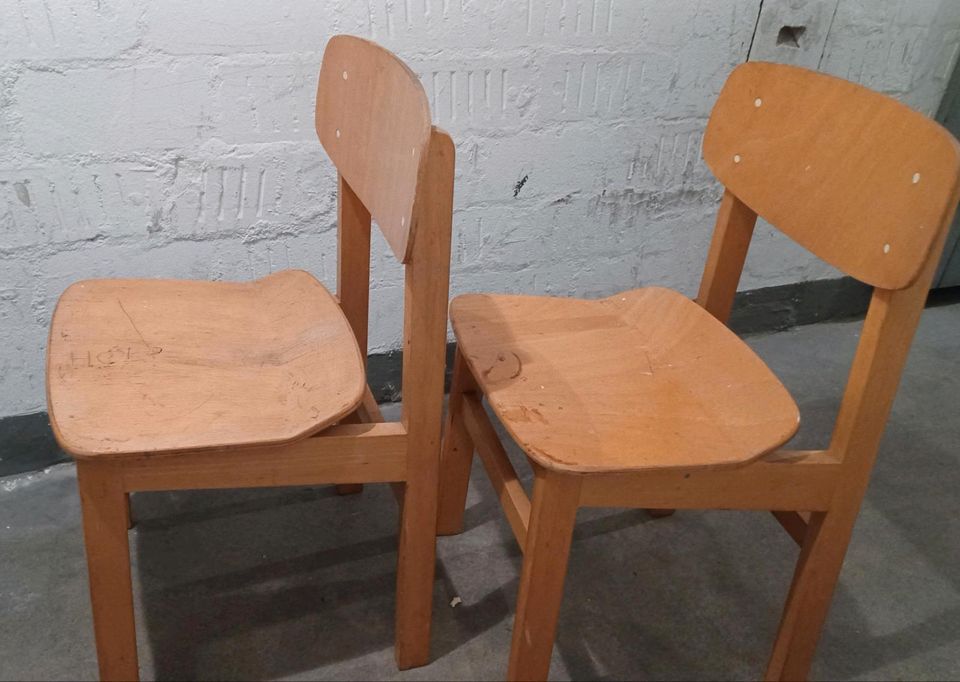 2 vintage Holzstühle Schulstühle Acti Lord 60er Jahre  Formholz in Hannover