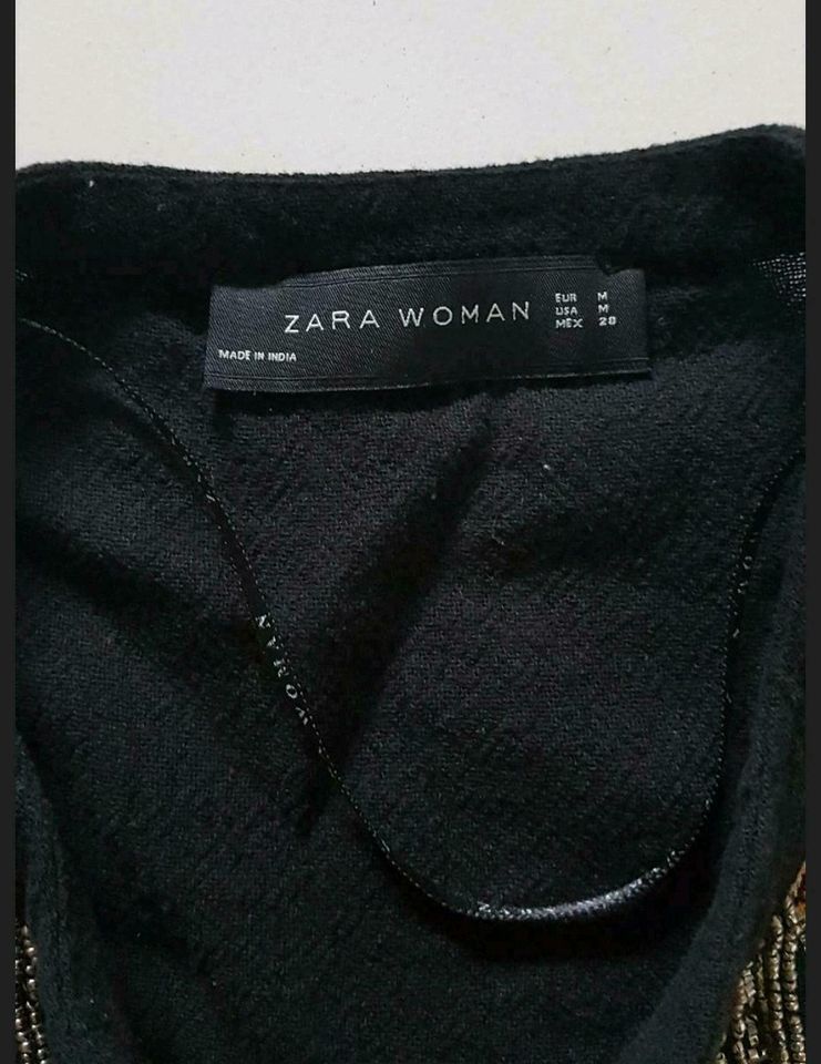 Zara Damen Jäckchen/Cardigan Gr.M in Oberhausen