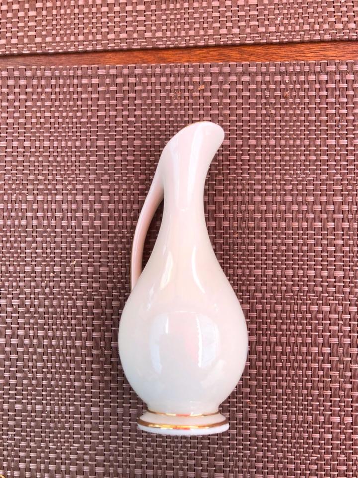 Vintage 50/60 er Jahre kleine Porzellan Vase beige Blätter in Gau-Algesheim