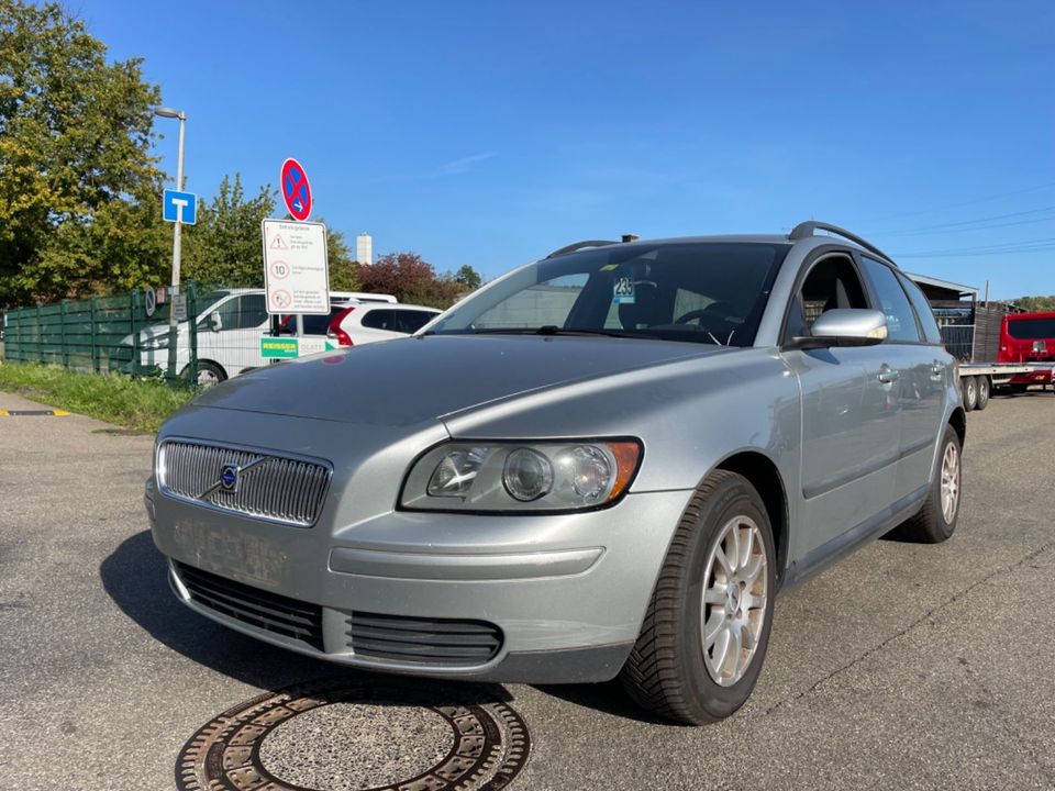 Volvo V50 Kombi 1.8 Kinetic in Lahr (Schwarzwald)