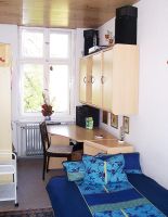 ab 11.5. möbl. Zimmer gegen 2 Wstd Hilfe (Haushalt/Pflanzen) Berlin - Neukölln Vorschau