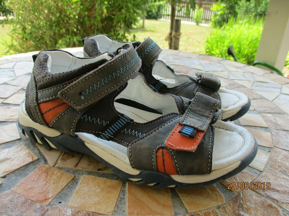 Trekkingsandalen / Hiking-Sandalen Gr.31 Lasocki Leder in Adelsdorf