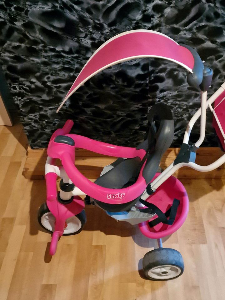 Baby/Kinderdreirad mit Sonnenschutz in Löchgau