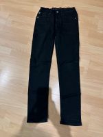 2x GARCIA Jeans Tavio Slim Fit Gr. 152 neuwertig (Zwillinge) Thüringen - Mühlhausen Vorschau