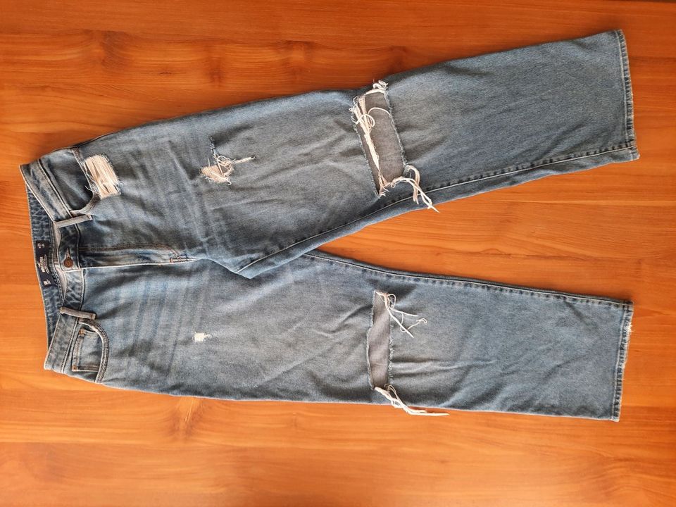 HOLLISTER Vintage Stretch Jeans / highwaist / ripped, Gr. 29/31 in Escheburg