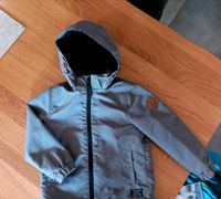 Regenjacke Windbreaker H&M Gr. 116 grau Baden-Württemberg - Lahr (Schwarzwald) Vorschau