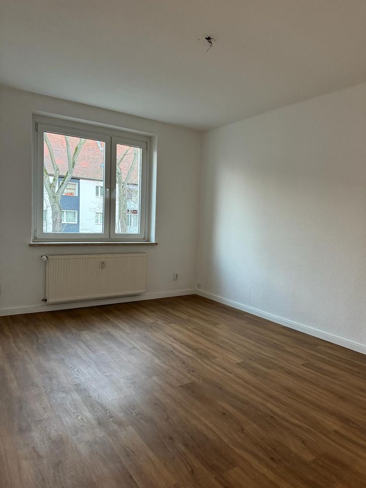 ruhig gelegene 3 Raumwohnung mit Balkon in Magdeburg