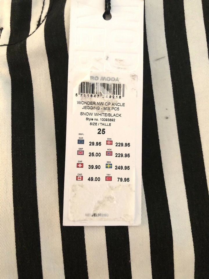 Vero Moda Hose Gr. 25 | NEU in Münchberg