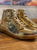 Sammlerstück Nike Air Jordan 1 High OG VERGOLDET ECHTGOLD Nordrhein-Westfalen - Moers Vorschau