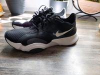 Nike Schuhe, original Gr 40 Nordrhein-Westfalen - Löhne Vorschau