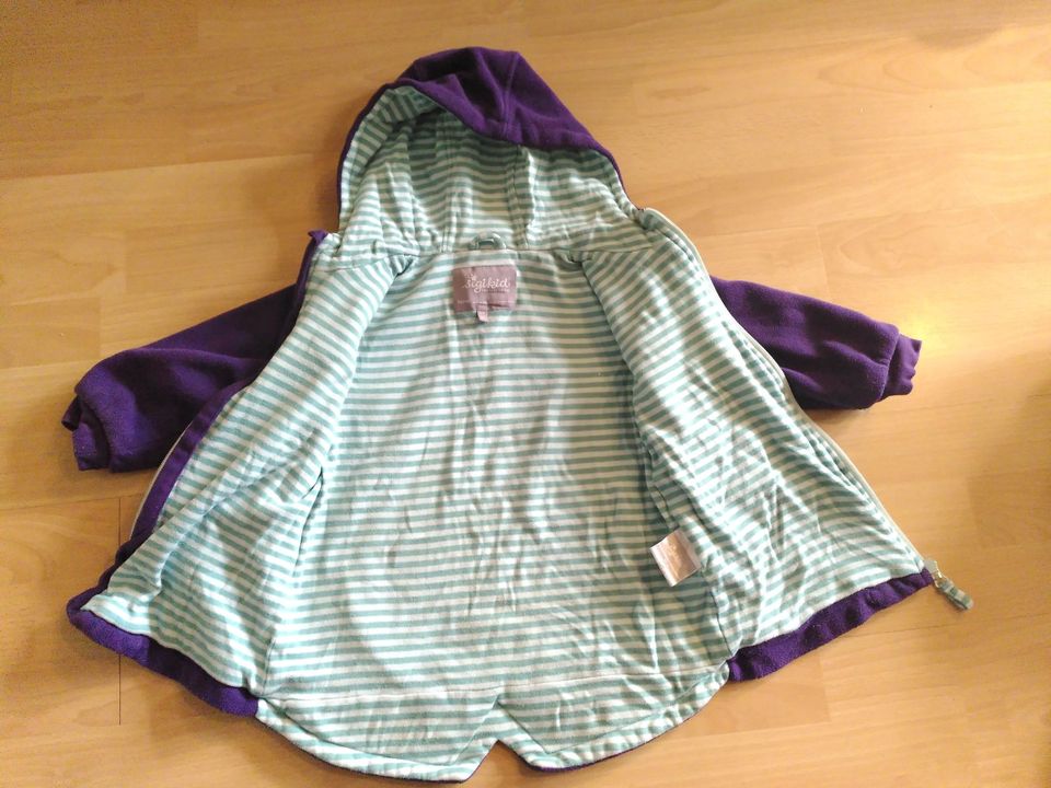 Sigikid Fleecejacke Lila Hunde-Kollektion Gr. 98/104 in Hattersheim am Main