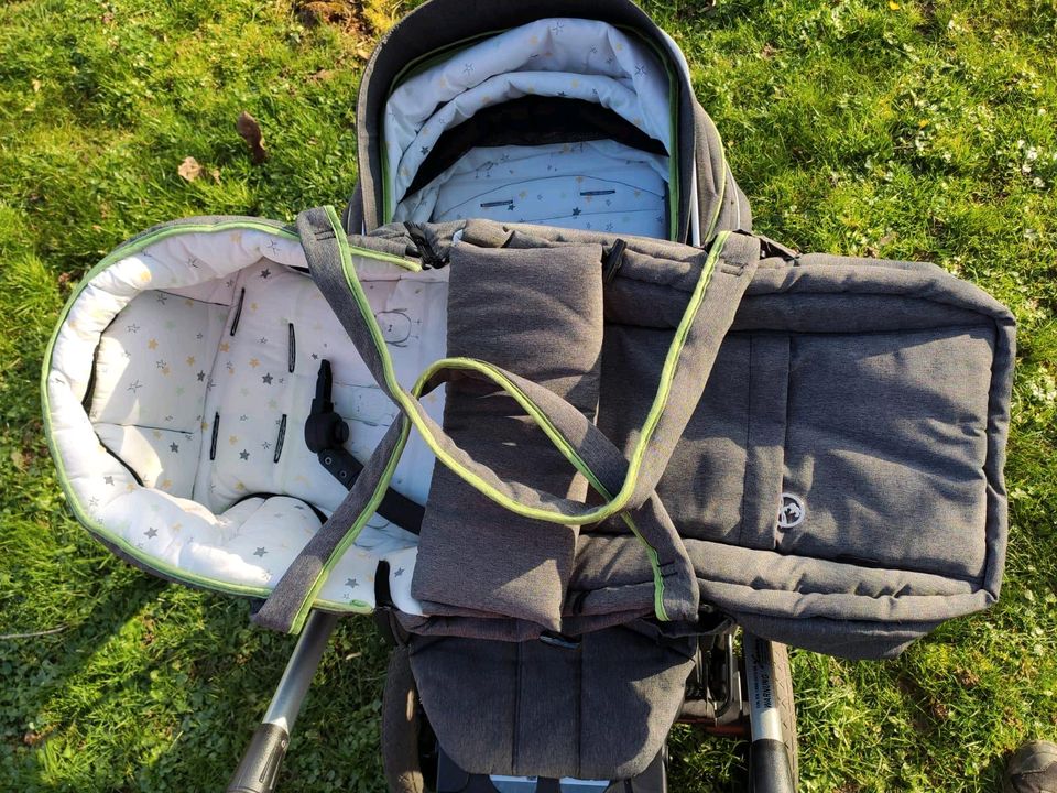 Hartan Racer GTS Kinderwagen mit Tragetasche Wickeltasche Kaiser in Wallhalben