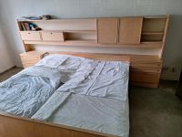 Doppelbett (2×2m)mit Überbau und Nachtkästen an selbstabbauer Bochum - Bochum-Süd Vorschau