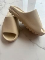 Adidas Yeezy Slide Bone Mecklenburg-Strelitz - Landkreis - Neustrelitz Vorschau