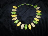Halskette aus Keramik  -   Farben:  Gelb und Grün Berlin - Wilmersdorf Vorschau