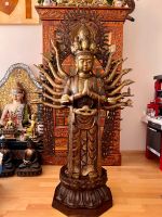 Stehender Buddha Avalokiteshvara/Boddhisattva Cundi. Bronze 133cm Bayern - Neufahrn Vorschau
