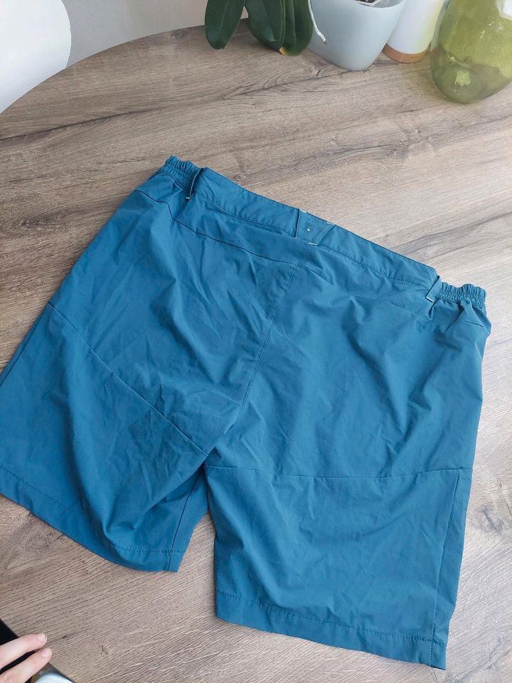 Short Gr XL von Regatta in Zachenberg