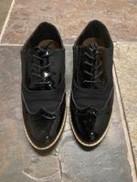 Schnürschuhe/Halschuhe schwarz/lack, Größe 39 Bielefeld - Ubbedissen Vorschau