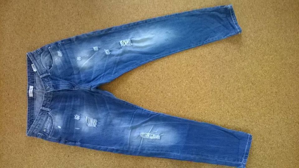 Neuwertige, schöne  Jeans von DENIM LIFE by Pimkie in Rieste